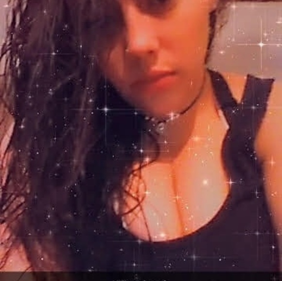 Meet your Posher, Ashley - Picture 1 of 1